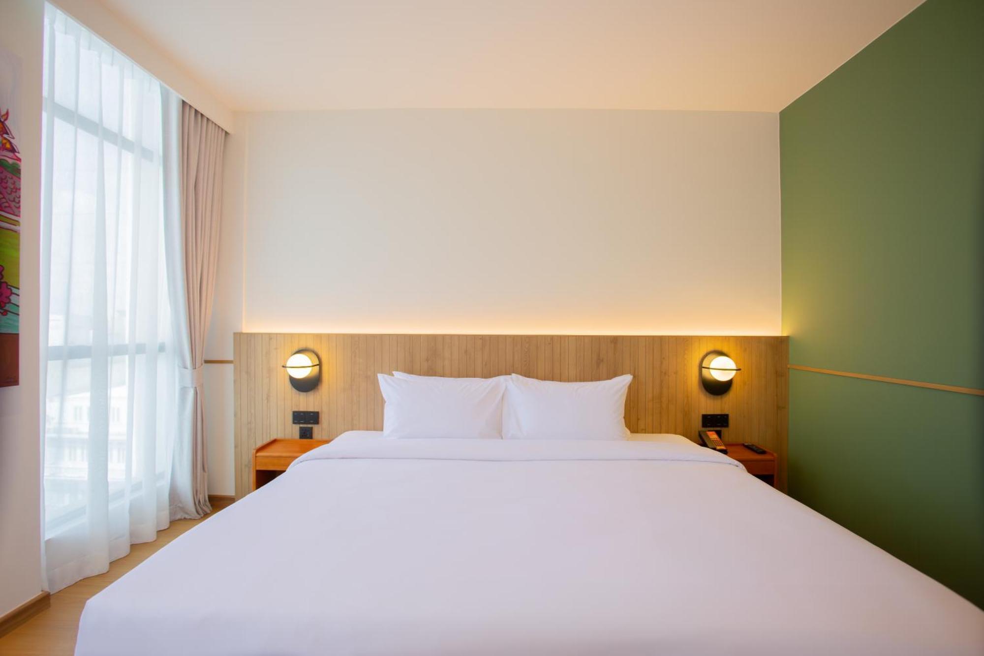 Lub D Bangkok Chinatown - Steps From Sam Yod Mrt Station Hotel Bagian luar foto